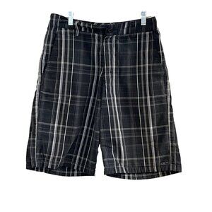 Men's O'Neill Triumph Chino Black/Gray Plaid Chino Walking Shorts. Size 30